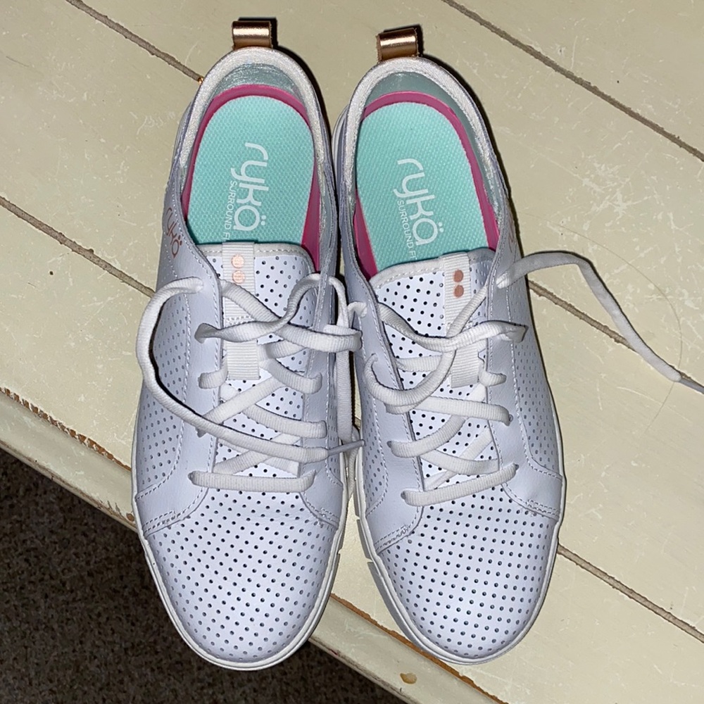 White Ryka Sneakers size 7.5